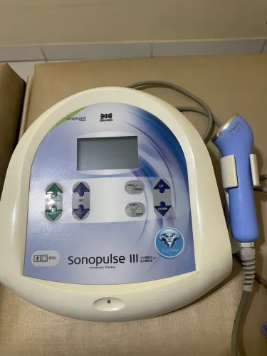 Aparelho de ultrassom 