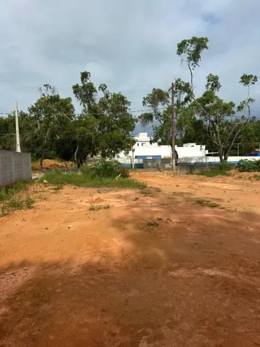 Imóvel para venda tem 360 metros quadrados em Nova Guarapari - Guarapari - ES