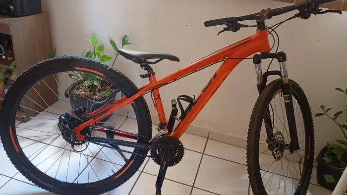 Bicicleta Aro 29 GTA - Excelente Estado