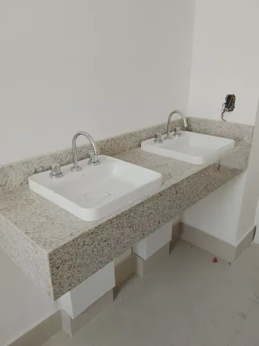 Bancada de mármore pra banheiro