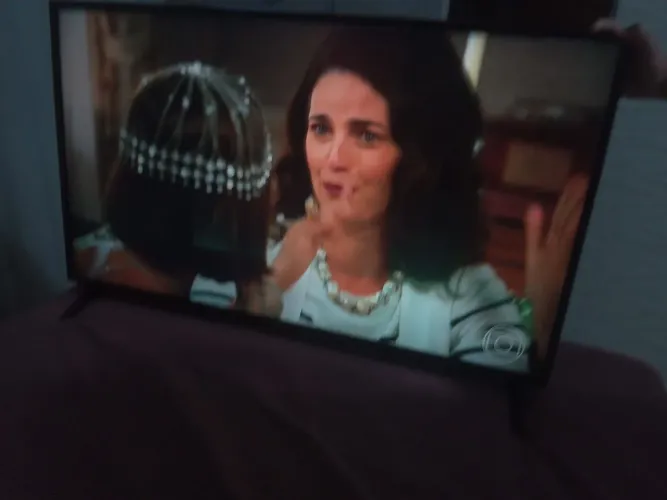 Televisão esmart para tira peças ou arrumar