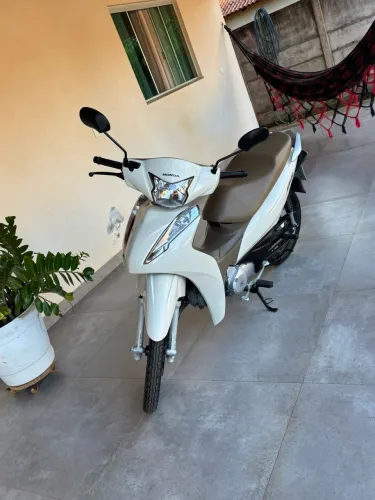 Honda Biz 125 Flex Branca 8.000km 