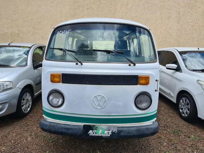 Volkswagen Kombi Escolar 1.6 MPI (álcool) 1996