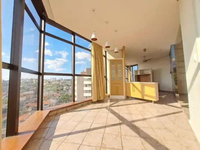Apartamento amplo à venda no Condomínio Villa Stella, em Sorocaba-SP.