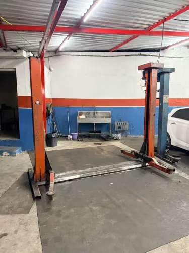 ELEVADOR AUTOMOTIVO 2,5 T