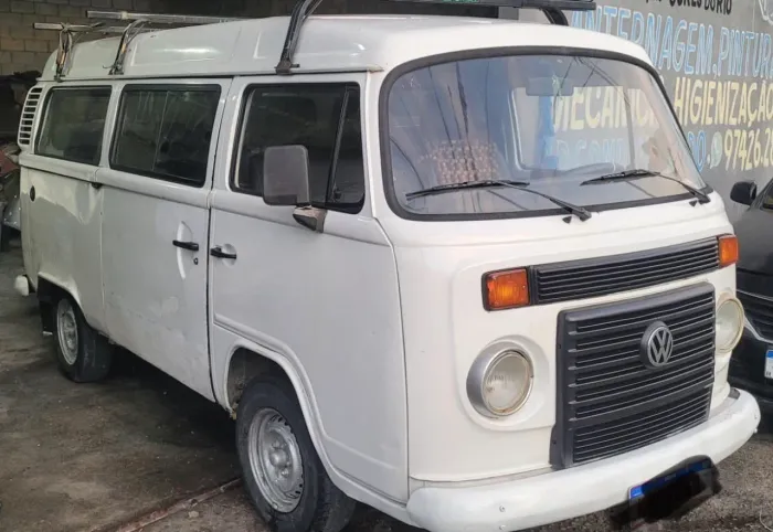 Volkswagen Kombi Standard 1.4 MI Total Flex 8V 2012