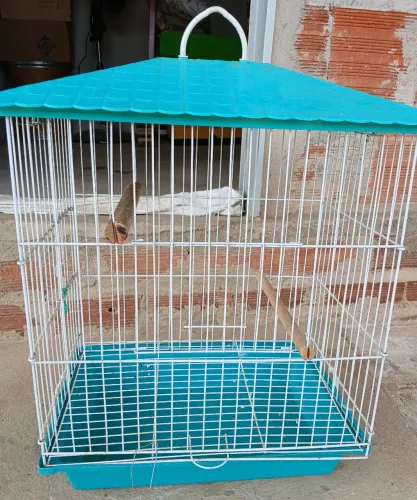 Vendo uma gaiola 