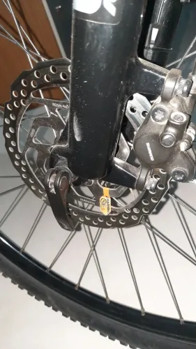Bicicleta top toda preparada pra fazer pedala longa