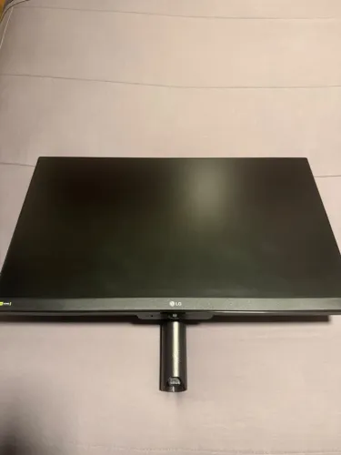 Monitor LG UltraGear 24?