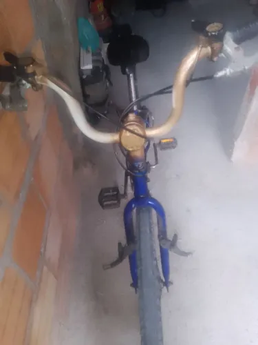 Bike com marcha aro 24