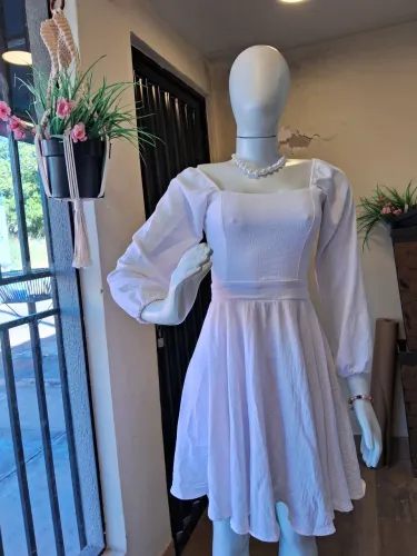 Vestido Curto Branco