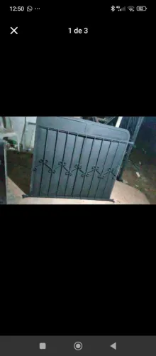 Janela  de ferro com chapa