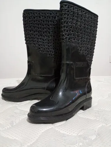 VENDO Botas Melissa