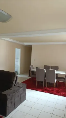 Aluga-se um excelente apartamento
