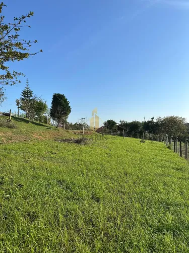 Chácara no Interior de Piçarras/SC