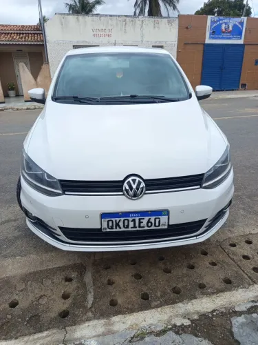 Volkswagen Fox Highline 1.6 Flex 16V 5P 2015
