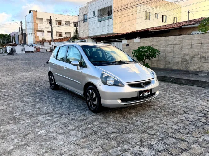 Honda Fit LX 1.4/ 1.4 Flex 8v/16v 5P Aut. 2006