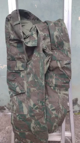 3 Calças camufladas