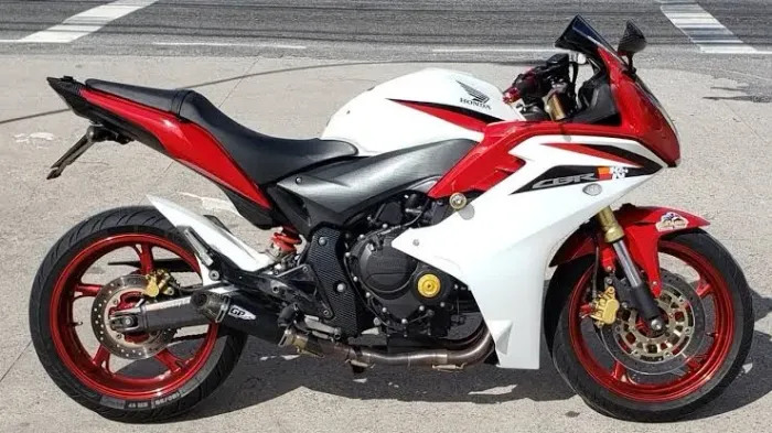 Cbr 600f motor totalmente revisado pela oficina mecânico pk motos