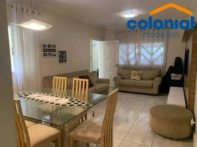 SOBRADO COM 03 SUÍTES PRONTA PARA MORAR, EM ÓTIMA LOCALICAÇÃO.