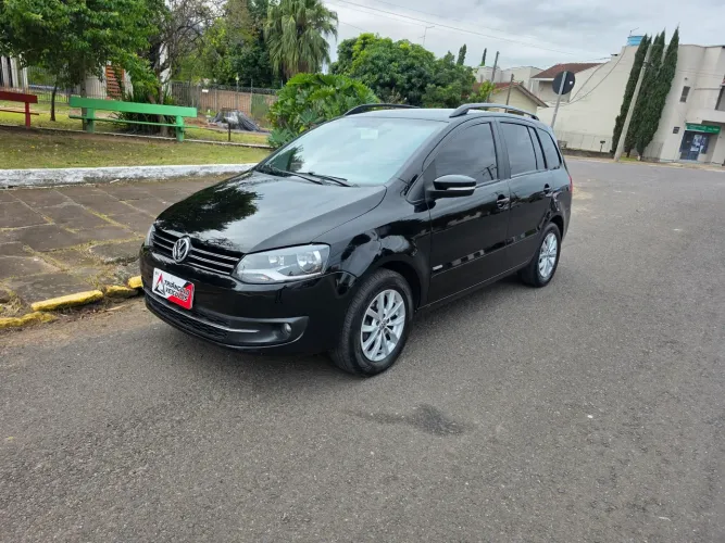 Volkswagen Spacefox Trend I Motion 1.6 T. Flex 8V 2013