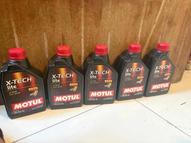 Óleo Motul 5W30 X-Tech Lite 