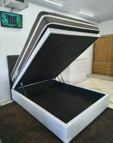 CAMA BOX BAÚ MOLAS ENSACADAS COM ESPUMA D28