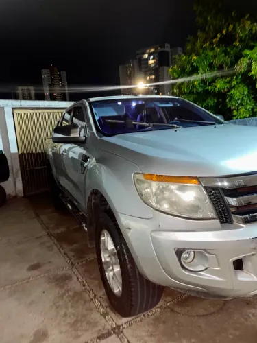 Ford Ranger XLT 2.5 16V 4X2 CD Flex 2014