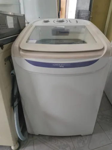 Vendo máquina de lavar.