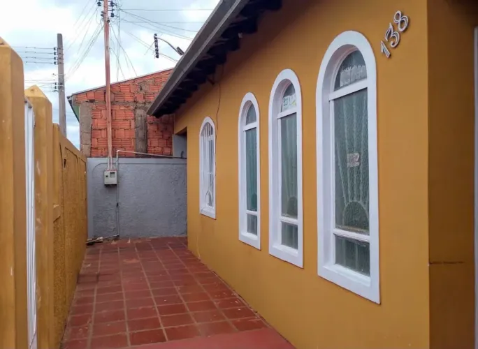 Vendo casa em Jabour