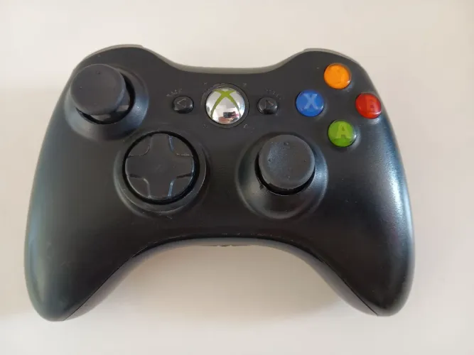 Controle Xbox 360 ORIGINAL Semi-Novo apenas R$160