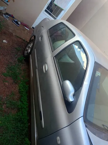 Renault Clio Sed. Privilège Hi-flex 1.6 16V 4P 2007