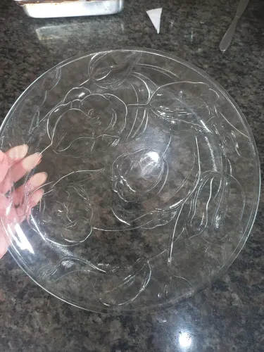 Prato de bolo de vidro decorado