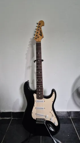 Guitarra elétrica Memphis by tagima MG 22