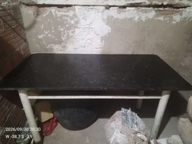 Mesa de mármore