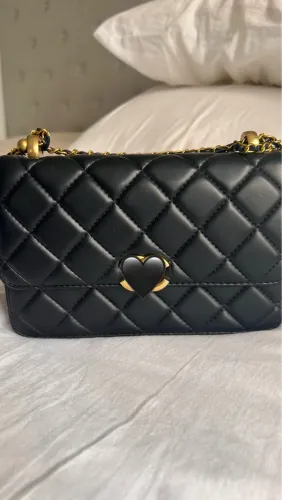 OPORTUNIDADE Bolsa matelassê preta