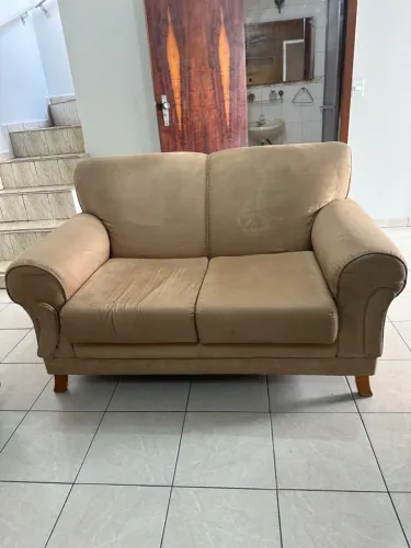 Sofa de alto padrao 2 lugares