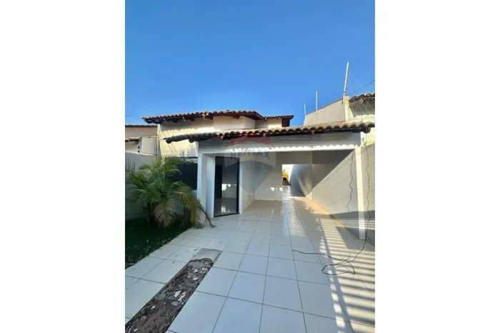 Casa Espaçosa e Charmosa em Jardim Paraíso, Bahia