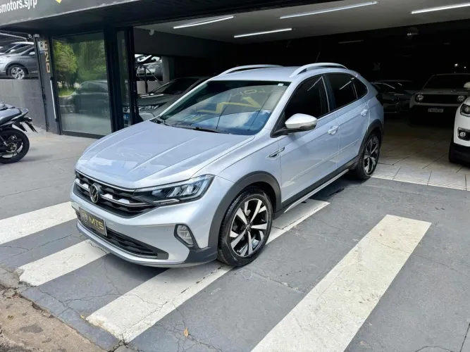 Volkswagen Nivus Highline 1.0 200 TSI Flex AUT 2021