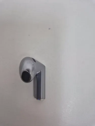 Fone de ouvido Samsung buds3 somente o lado esquerdo e a caixa