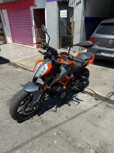 KTM DUKE 390 2025