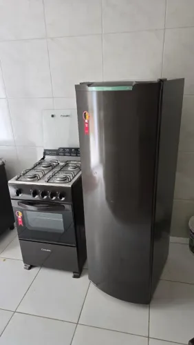 VENDO UM KIT FOGÃO E GELADEIRA