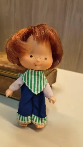 Boneca Limazinho turma da moranguinho