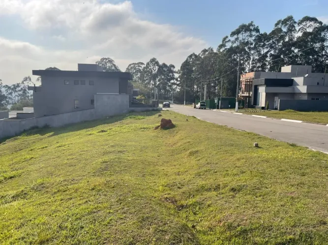 Lote em Condomínio Fechado para Venda em Santana de Parnaíba