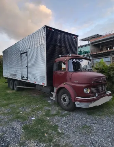 CAMINHÃO TRUCK BAÚ - Mercedes 1113- Ano 1983