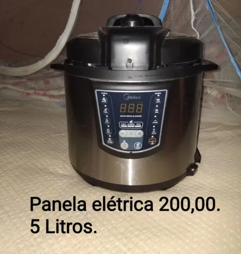 Panela elétrica. 