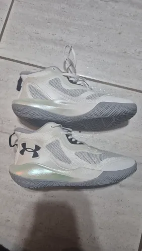 Under Armour bankshot tênis de basquete