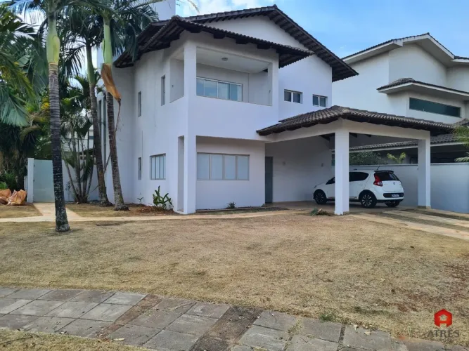 Sobrado à venda localizado no Residencial Granville.