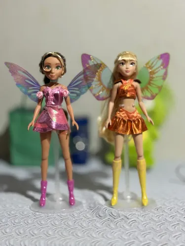 Lote de Bonecas Flora e Stella (Winx Club Reboot) - Playmates Toys | Novas e Completas