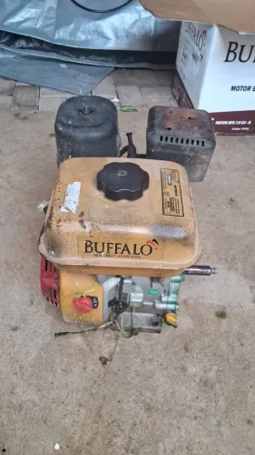 Buffalo Motor A Gasolina 4t 7hp Partida Manual Eixo 3/4 Refrigerado a Ar 208 Cilindradas